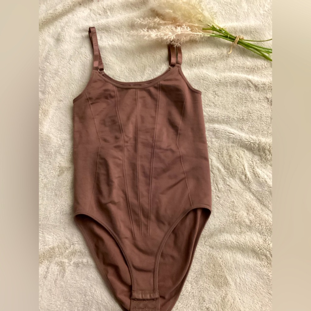 Vince Camuto bodysuit shapewear large